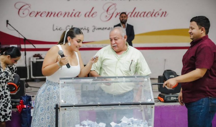 Celebración por Día del Maestro